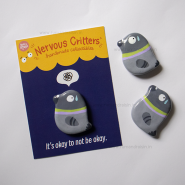 Nervous Critters: Pigeon (Pins/Magnet)