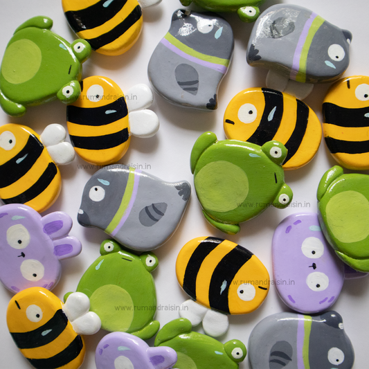 Nervous Critters: Bee (Pins/Magnet)